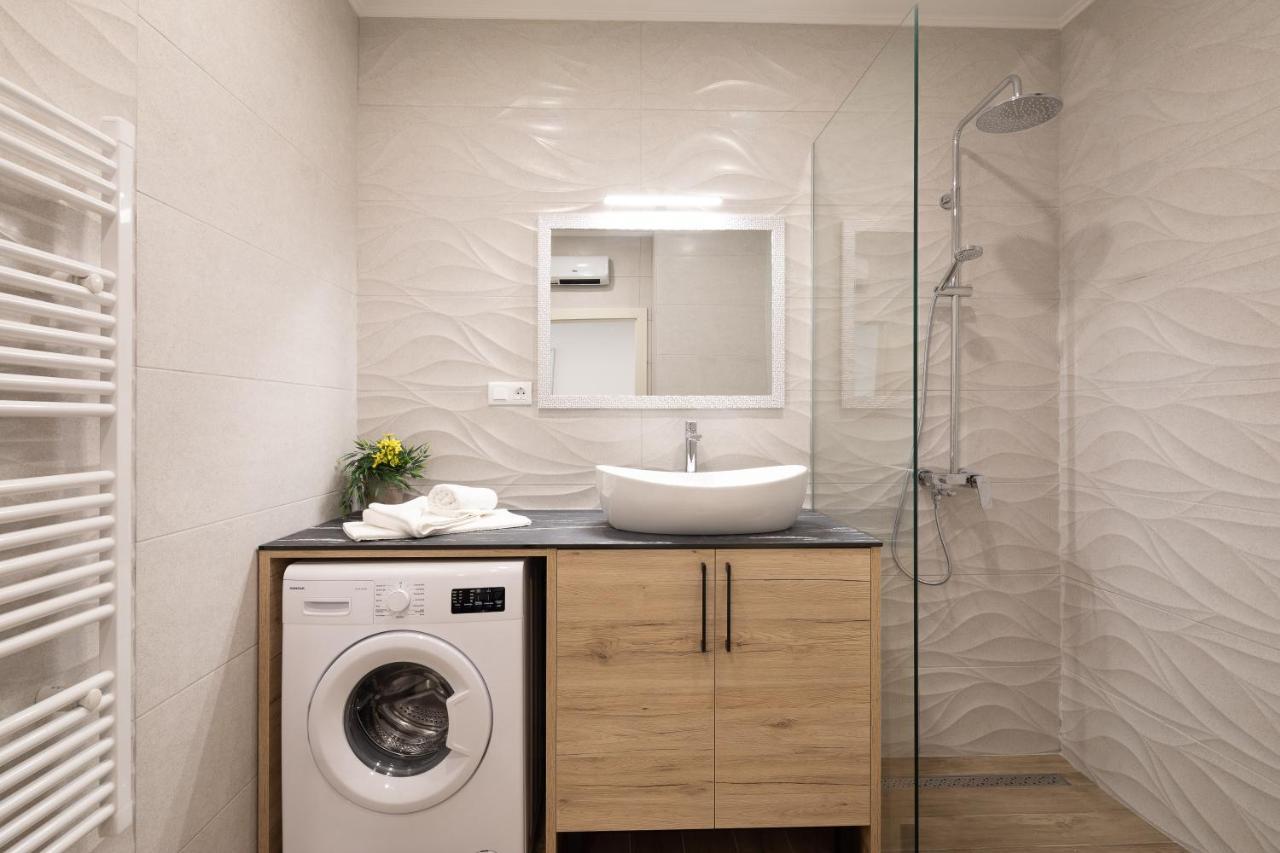 Direct Beach Apartments Jesenice  Extérieur photo