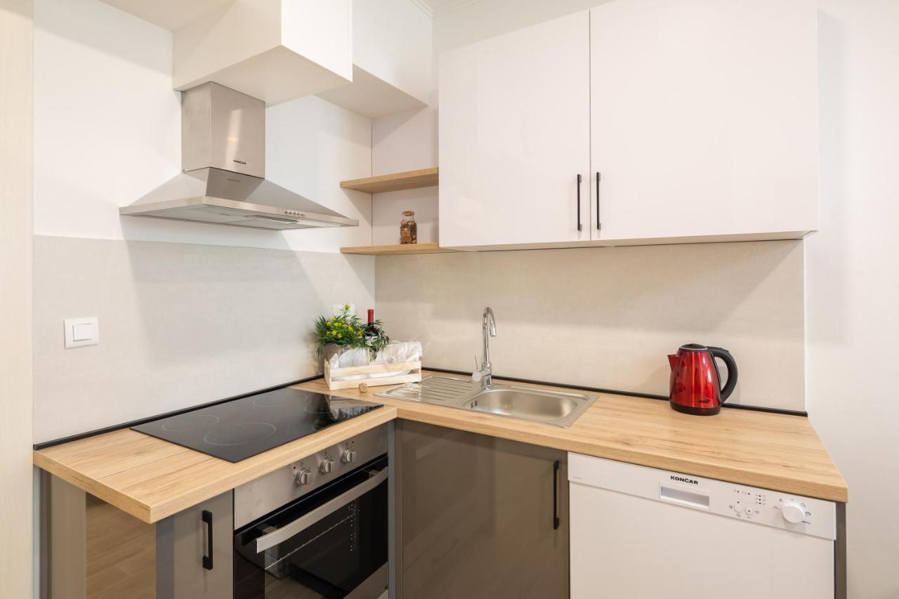 Direct Beach Apartments Jesenice  Extérieur photo